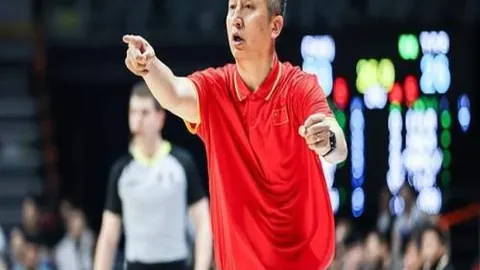 下路禁忌：独揽中路，辅助无辜沦为笑柄